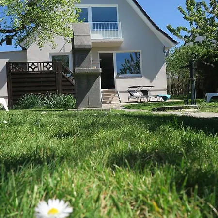 Semesterbostad Dein Ferienhaus Strandstrasse #122195