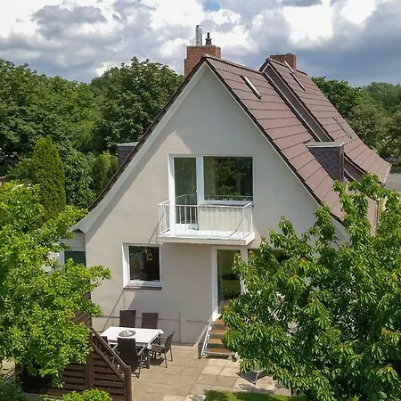 Semesterbostad Dein Ferienhaus Strandstrasse #122195